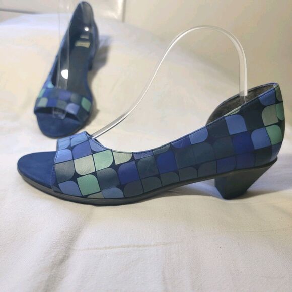 Camper Twins D'orsay Open Toe Pumps Blue Mod Geometric Pattern Sz EU 41 Rare EUC - Picture 1 of 13